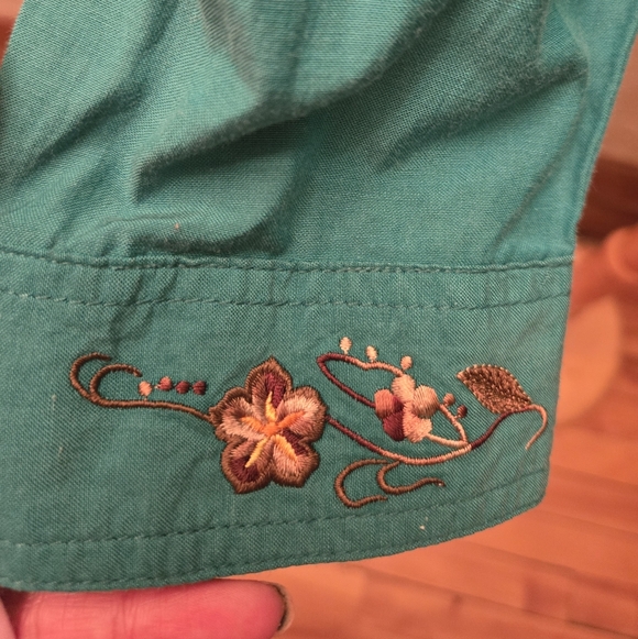 Vintage Gap Silk Blend Embroidered Button Up Shirt Teal - Picture 6 of 11